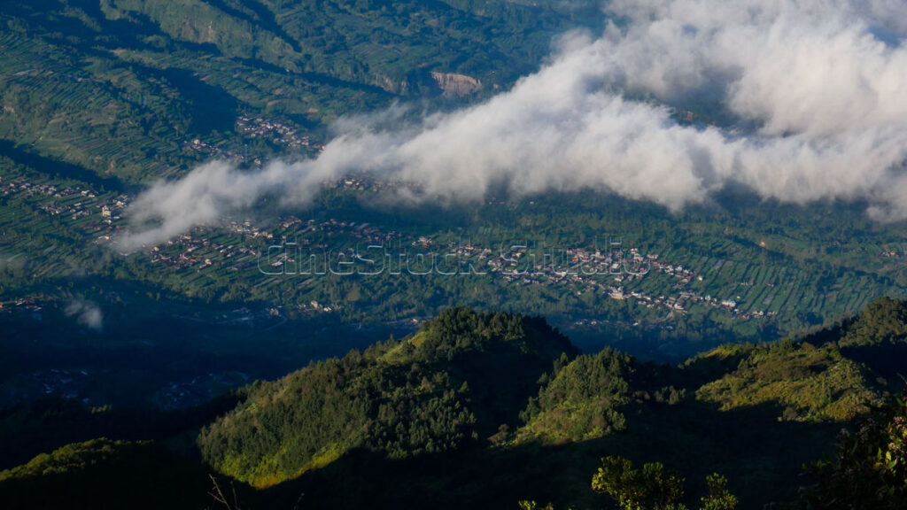 Beautiful natural panorama in the morning with thin clouds.